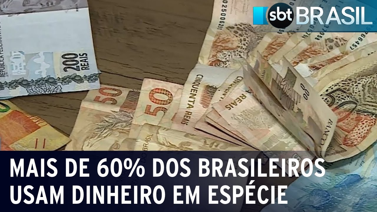 Mais de 60% dos brasileiros usam dinheiro em espécie | SBT Brasil (18/10/22)