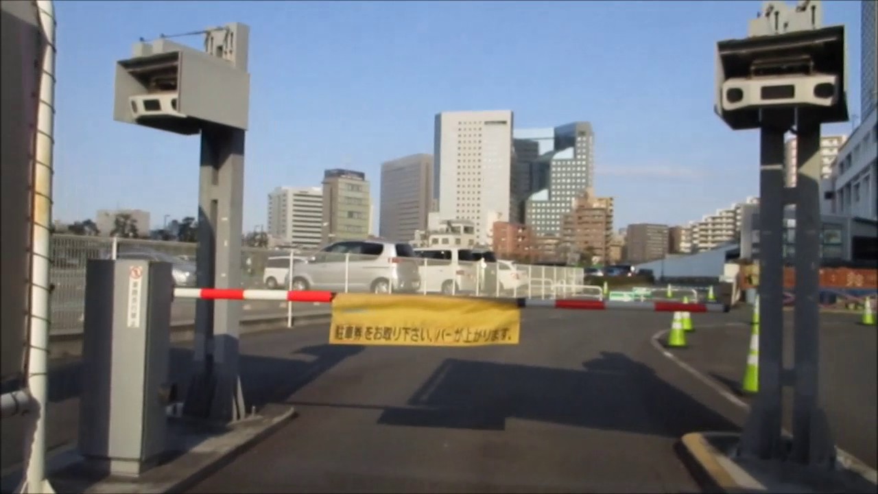 【駐車場25】 ☆人気☆ラゾーナ川崎プラザ 平面駐車場と立体駐車場屋上
