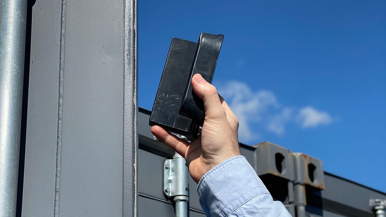 NEXT4 : Permanent tracker N402 installation guide