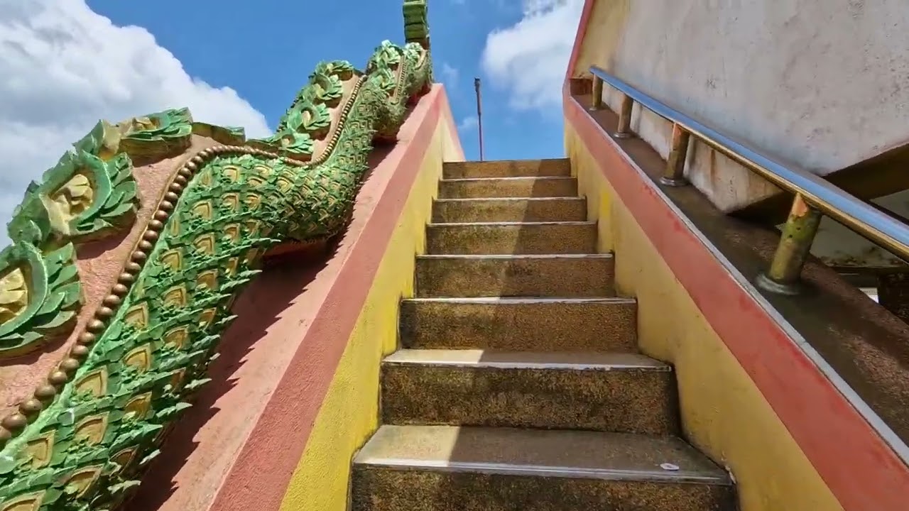 Pra Buddha Dipankara Koh Samui