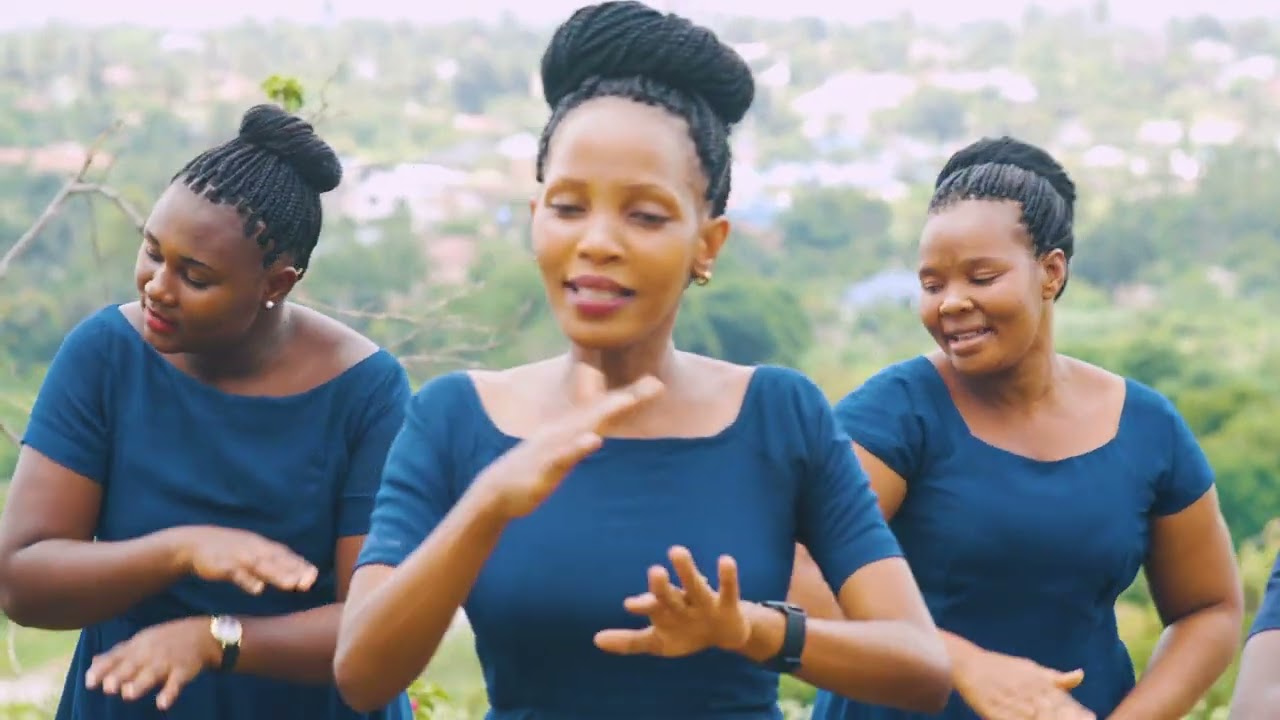KWAYA YA VIJANA KKKT KIPAWA - NITAMHIMIDI BWANA (OFFICIAL VIDEO)
