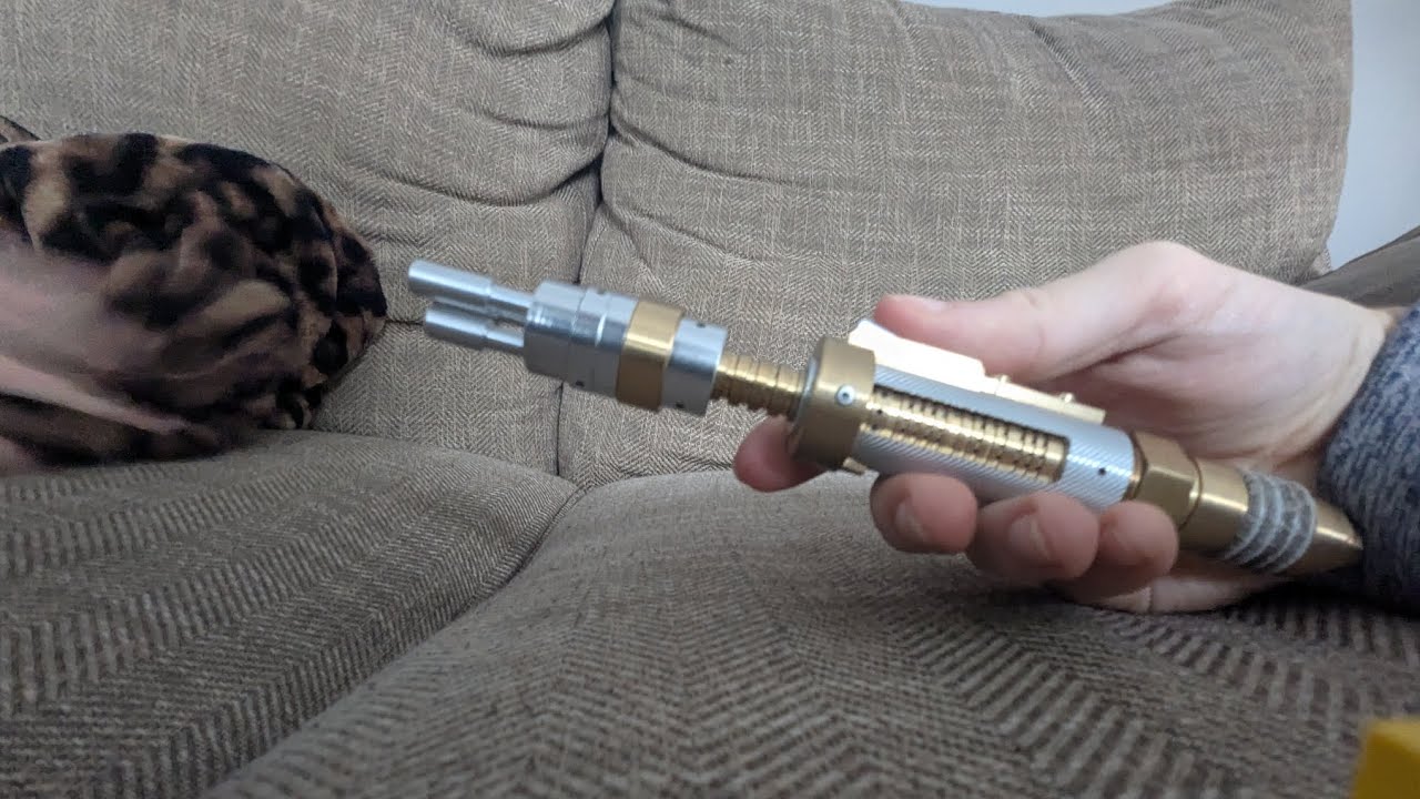 Nawya Replica's The Master's Laser Screwdriver Review