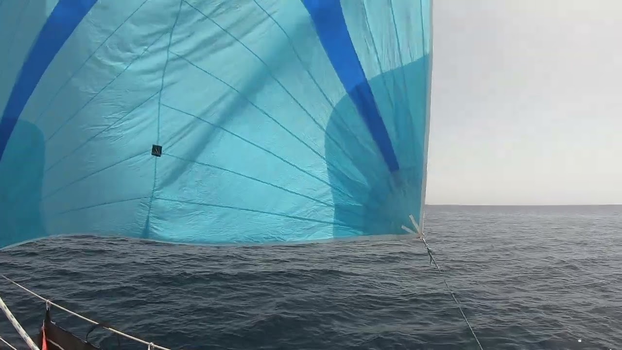On sort le spi asymétrique en baie d'Almeria