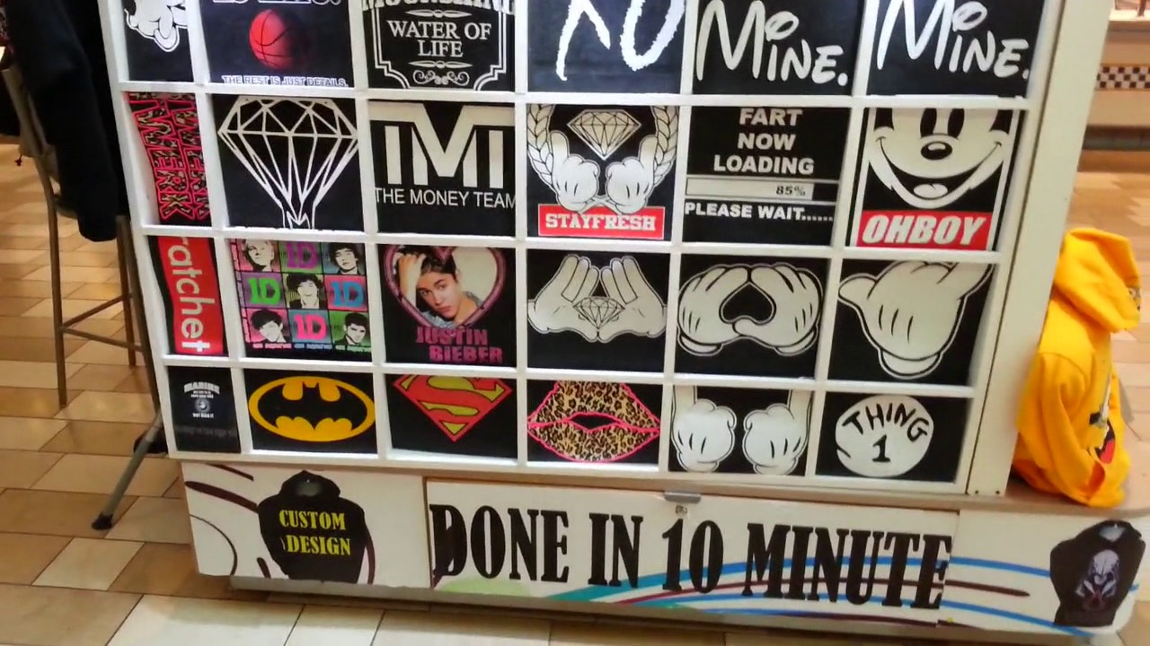 Pressing Tshirts at  Kiosk in Mall