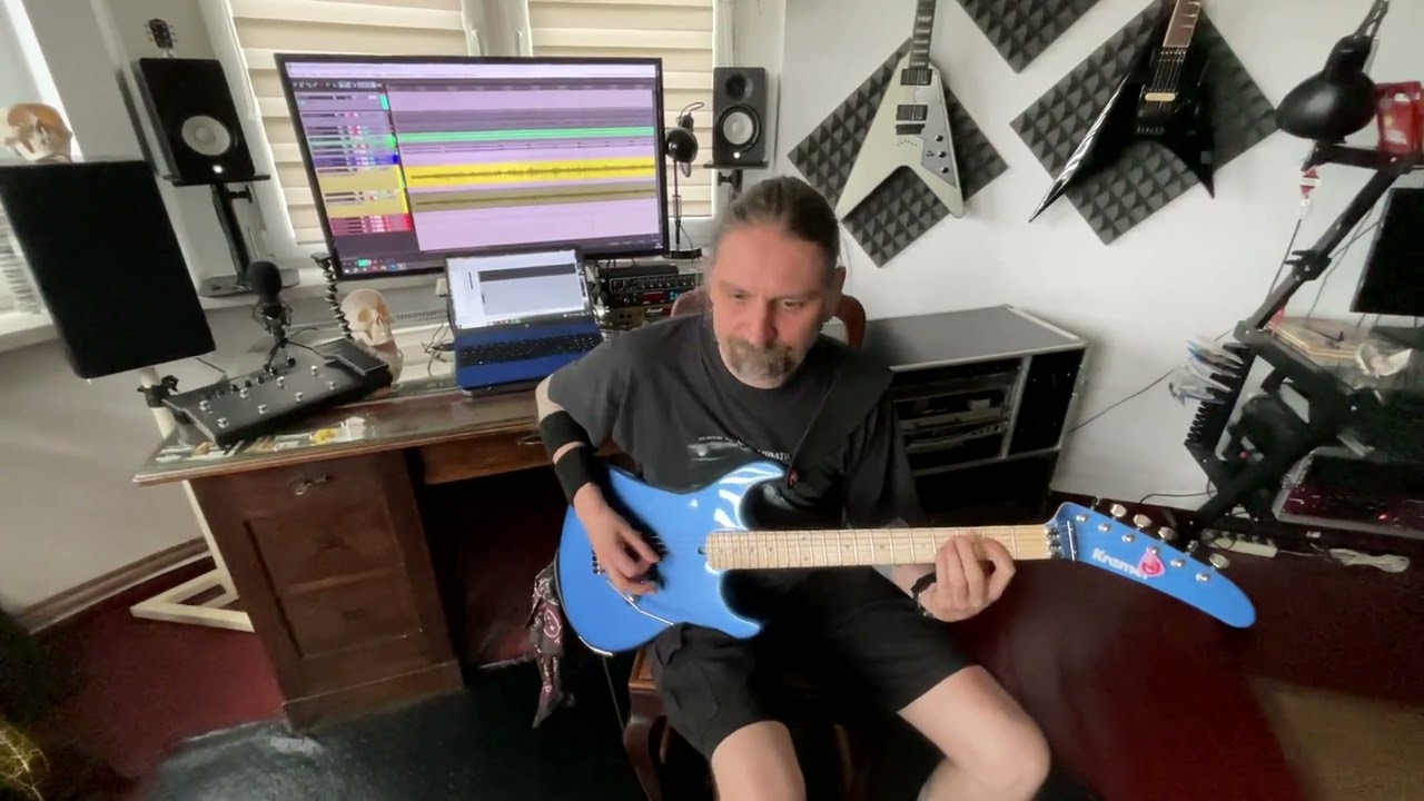 Twisted Dio - guitar jamming (Kramer The 84 Metalic Blue)