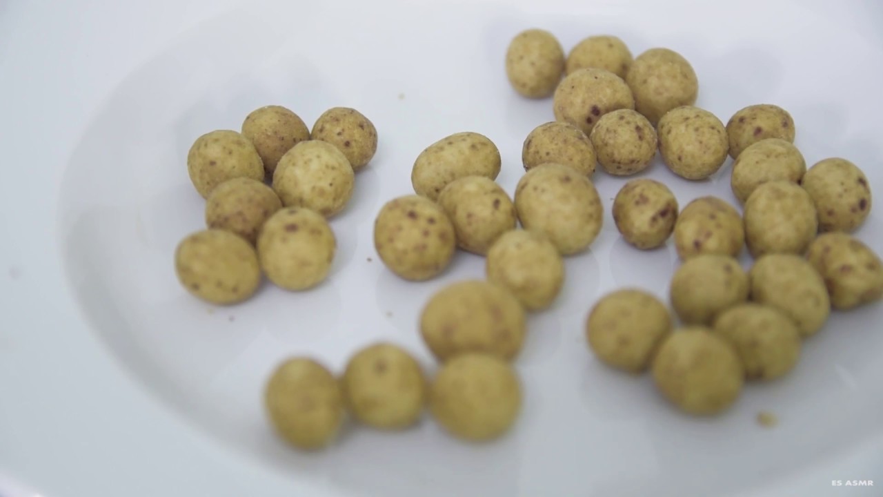 ASMR Peanut Crackers | Eating Sounds