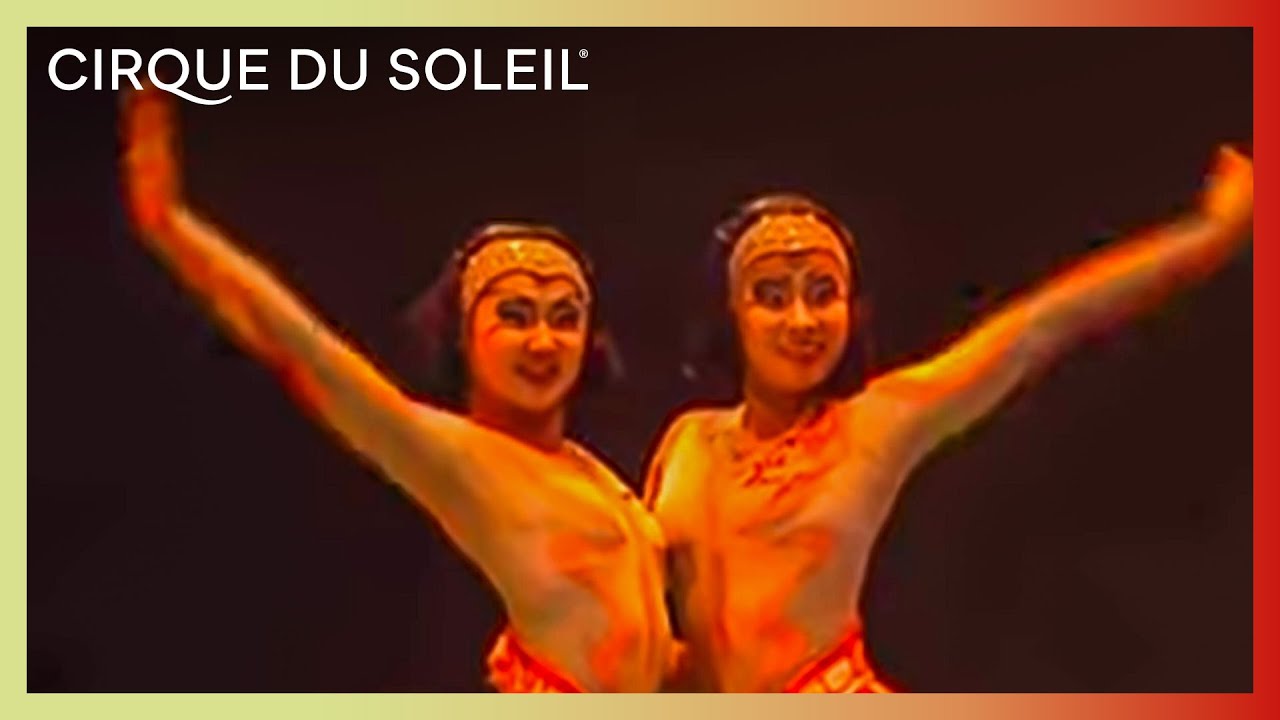"O" by Cirque du Soleil - Contorsion - Jobs on stage | Cirque du Soleil