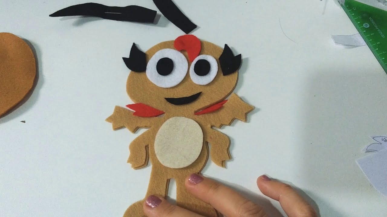 1 PARTE   COMO FAZER A BARATINHA DA GALINHA PINTADINHA EM FELTRO.DICAS DA LU