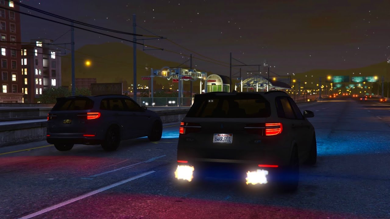 2 TRACKHAWKS CUTTING UP IN TRAFFIC - GTA 5 RP