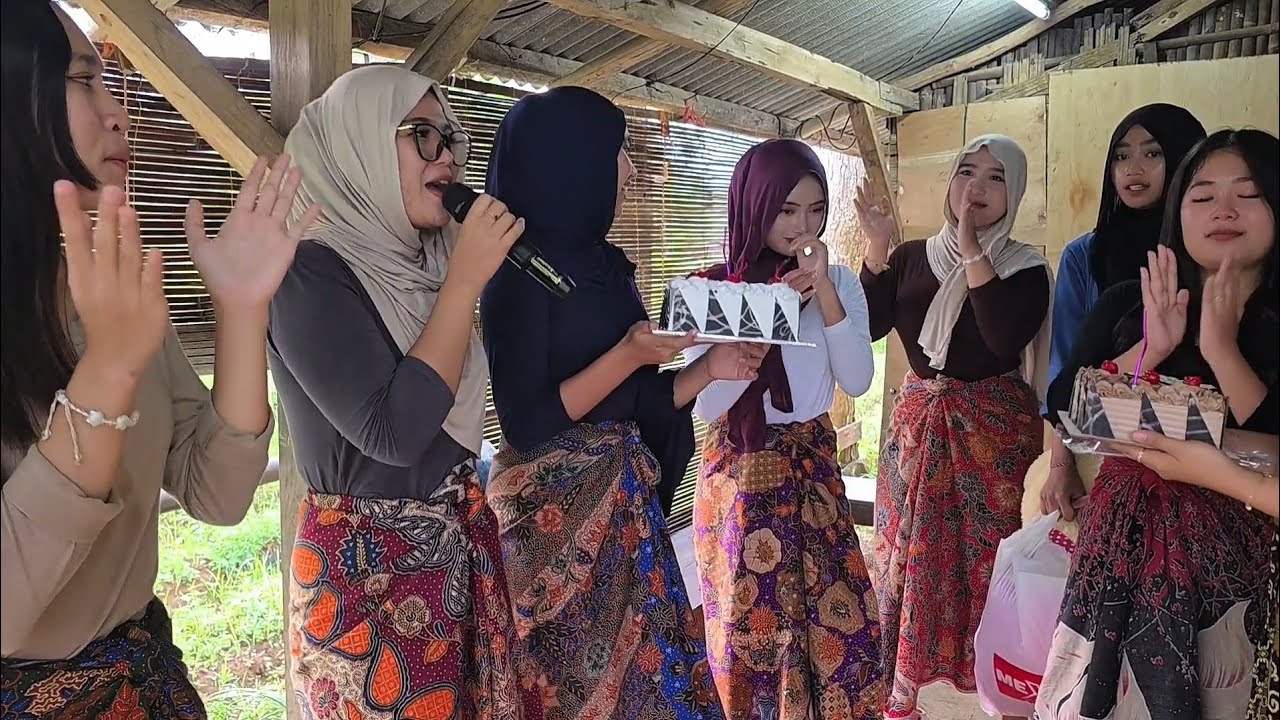 BIKIN KAGET SEMUA ORANG‼️KEJUTAN DI HARI ULANG TAHUN NENG IIS DAN NENG NINING SERU BANGET