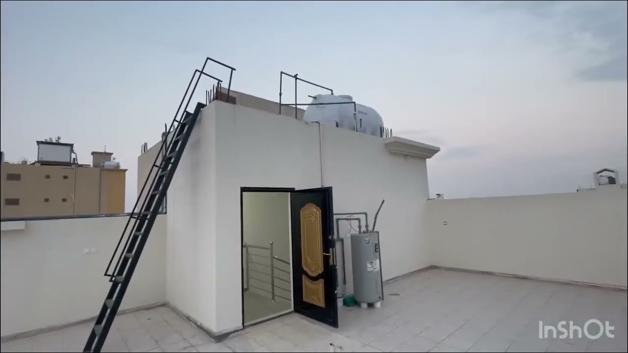 شقة تمليك للبيع 👍دور أول مدخل مستقل مع سطح👌حي الراشديه أ📍👈تم البيع الاحساء☎️للتواصل وتساب 0533255855