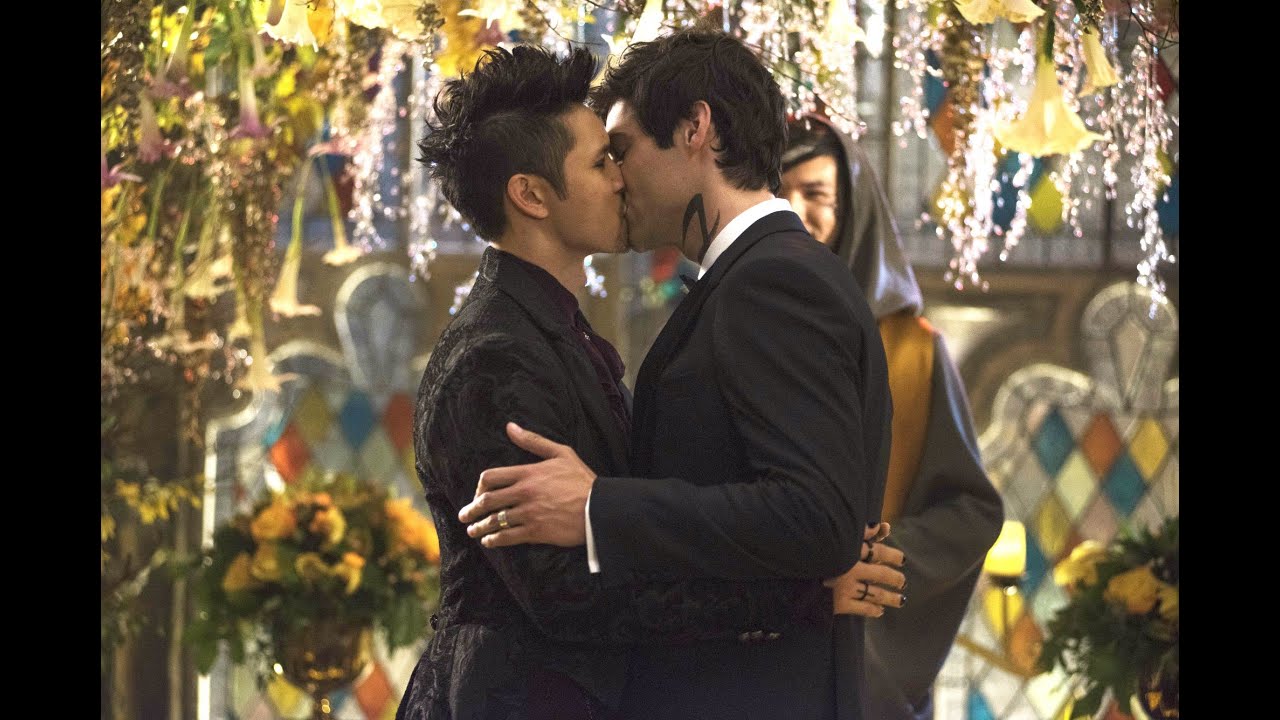 Malec - Love me like you do