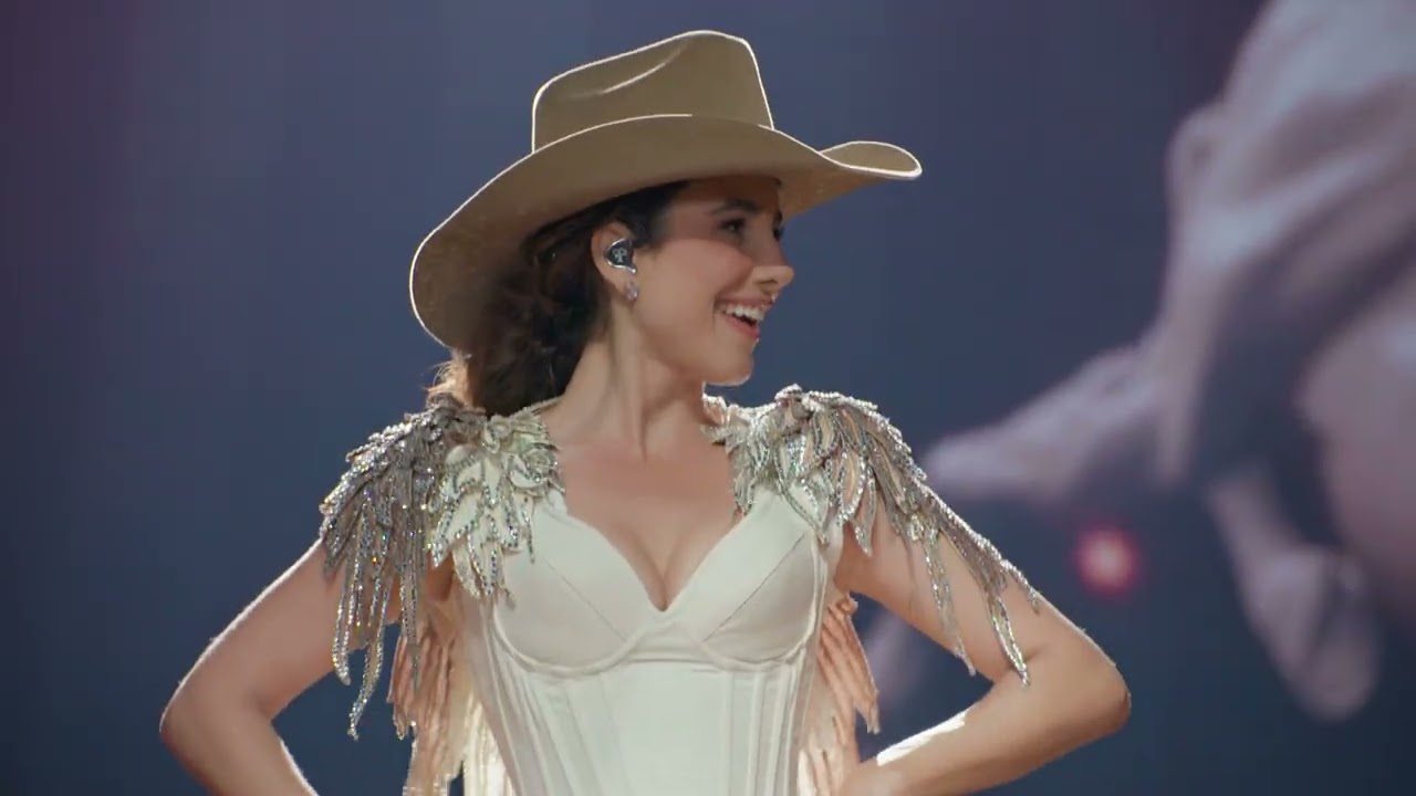 Paula Fernandes, Simone Mendes - Circo (Ao Vivo)