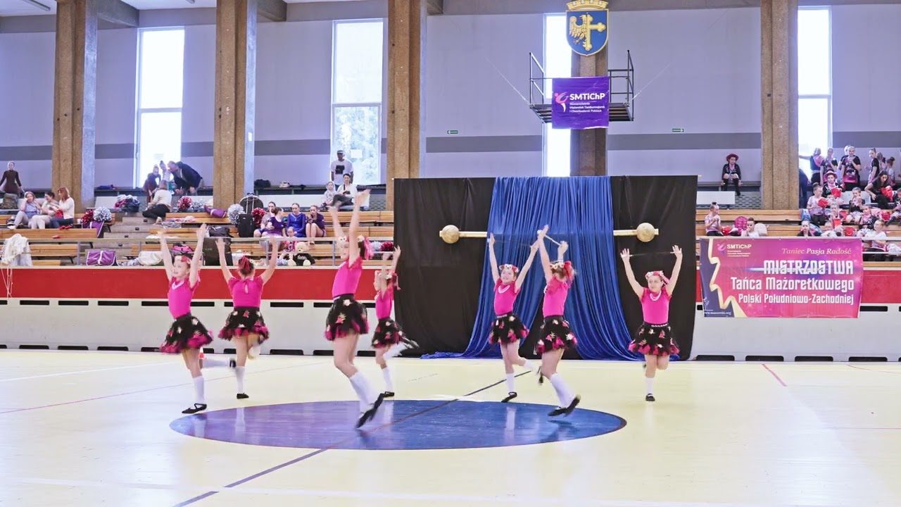 Mini Gracja Stara Wieś, Mini formacja baton juniorki - Mój pierwszy krok