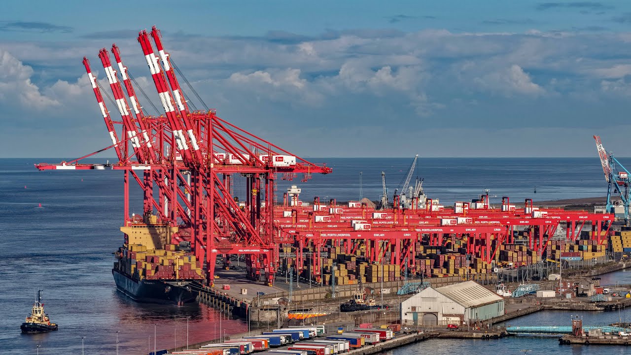A look around Liverpools Alexandra Docks UK | Port of Liverpool - Deep Sea Terminal #liverpool