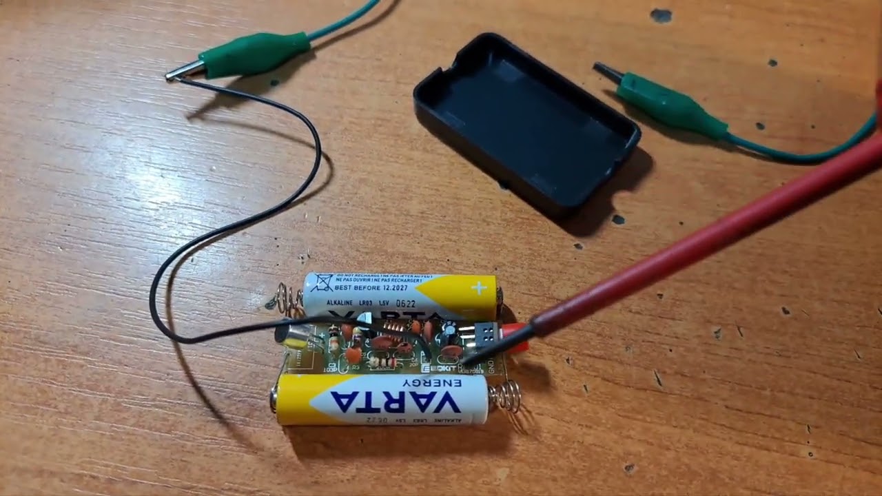 Emitator FM 88 - 108 Mhz, miniatural, la maxim 100m distanta