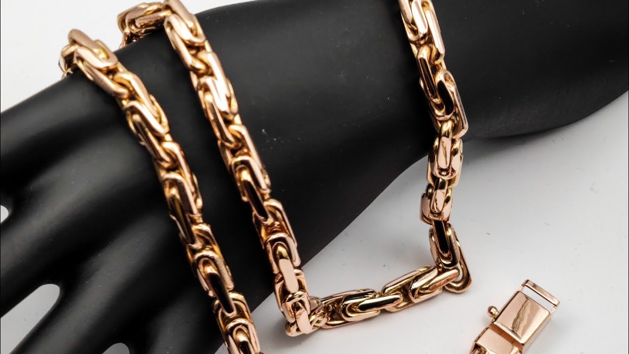 A large chain made of Gold .Octahedral Moscow bit