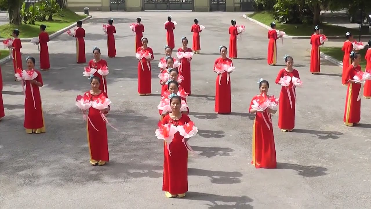 Dâng Hoa Mân Côi Tháng 10 2023