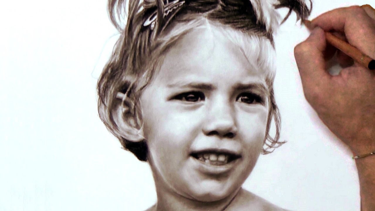 Ritratto realistico a carboncino di bambina  - speed drawing portrait