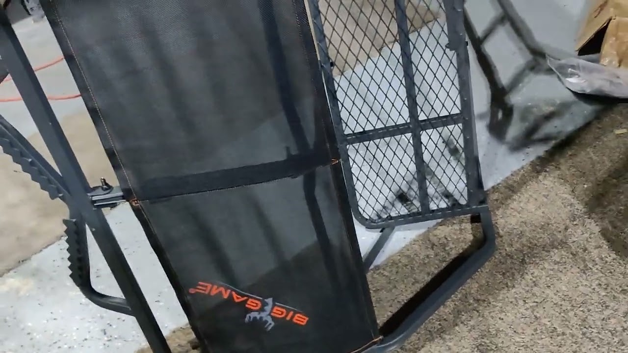 Big Game Guardian XLT Ladder Stand review - Not crazy at all about this deer hunting stand!