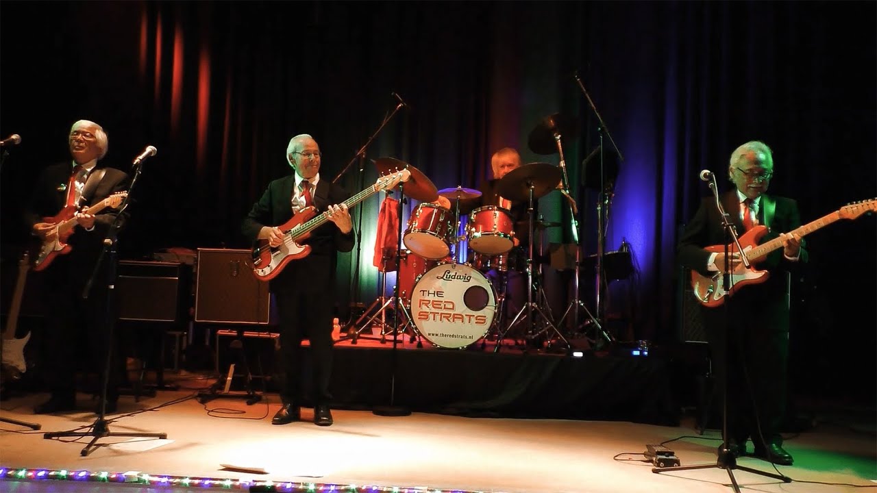 The Red Strats - Tribute To Cliff & The Shadows - Flamingo Hoogvliet, 1mei2022 - 