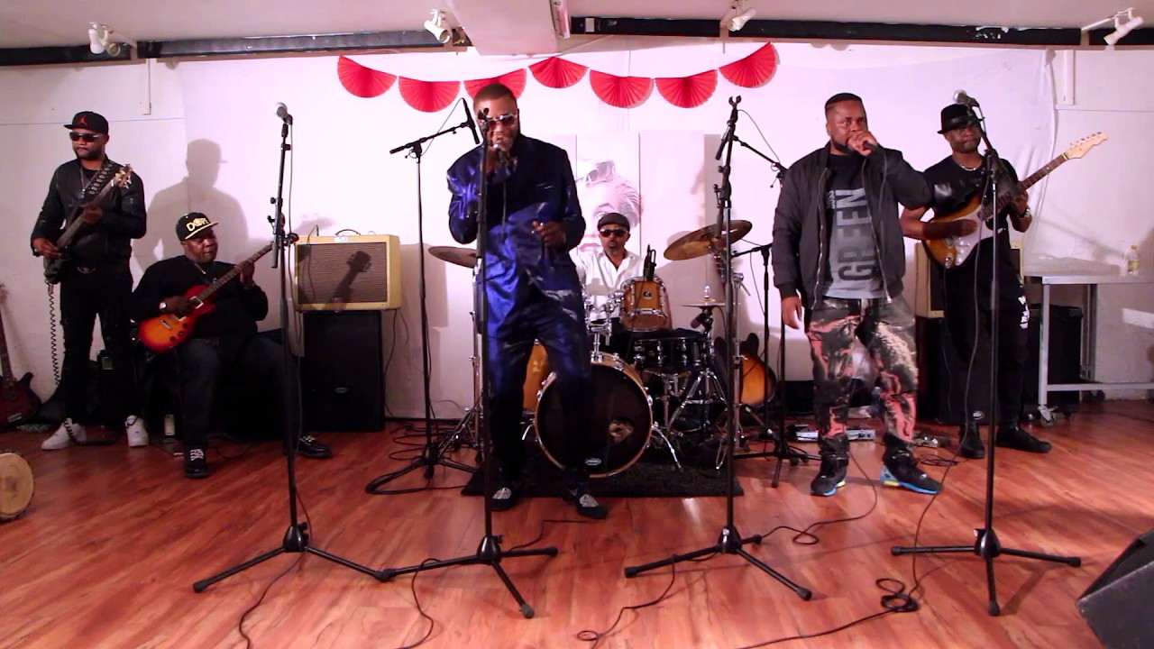 Julio Nzau -  ( Maze - TABU - LEY ) Soirée 12ième Royaume.