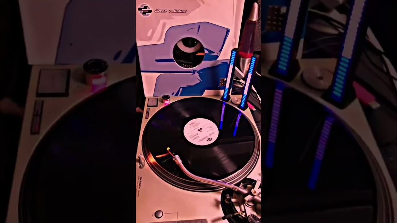 Hardhouse Classics! &ldquo;TUNEBOY - HOUSENSATION&rdquo; #edm #hardmusic #vinyl #jirayadjmix #techno