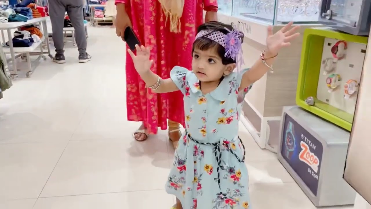 Vami&rsquo;s First Walk 👣