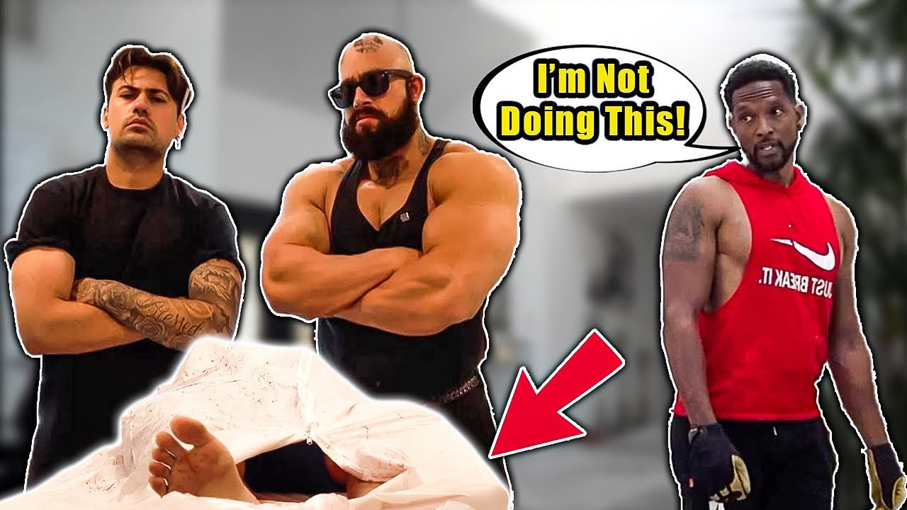 RUSSIAN MAFIA HIRES MOVERS TO MOVE A &ldquo;BODY&rdquo; PRANK ft. TopNotchIdiots