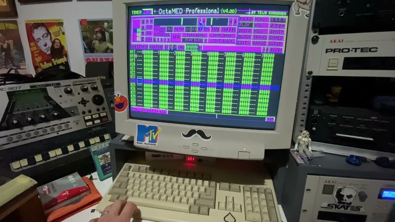 Akai S950 vs Ableton Drum Rack - 90s Jungle - OctaMED -  Workflow