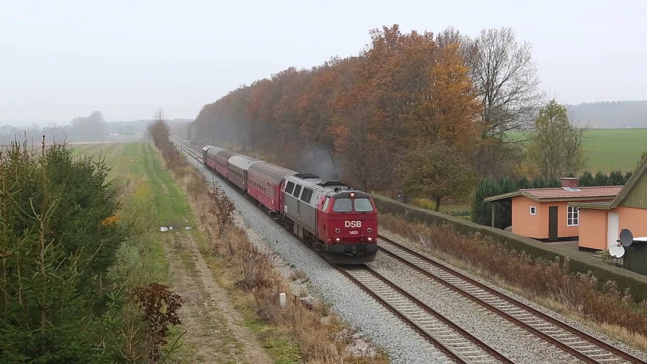 DSB Museumstog MZ1401 med IC tog