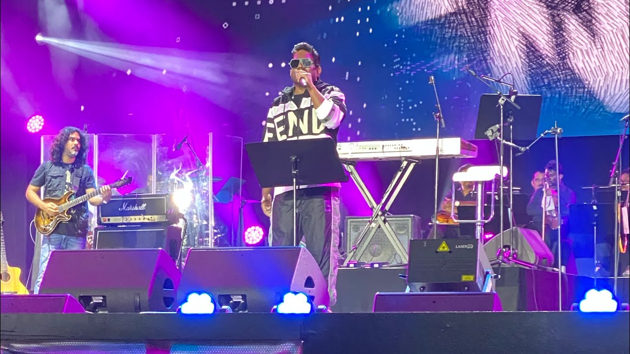 kadhal aasai yaarai vittadho.. Yuvan live @dubai
