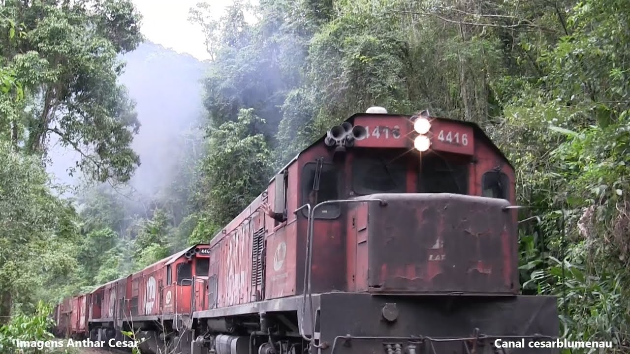 🇧🇷 (Retrô/Classic Vídeo) Trem cargueiro da ALL subindo a Serra do Mar/SC - 2012 - (Brasil)