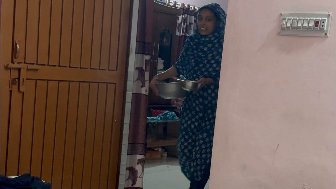 চাচী কে ছেড়ে আমরা কোন কিছুই খেতে পারি না