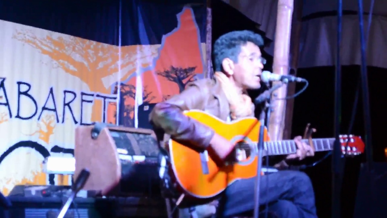 Ifanihy sy Ndrina Zopanage - Eny Rahavako