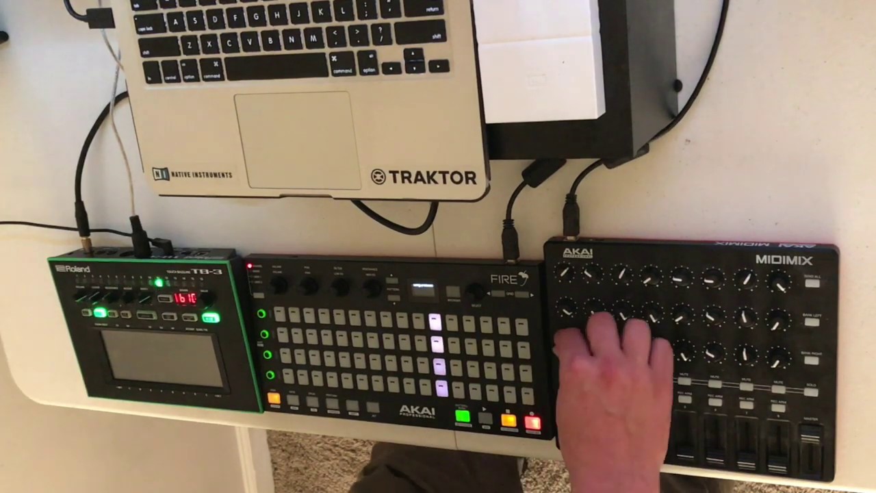 Lofi house jam (tb3, akai fire//midimix)