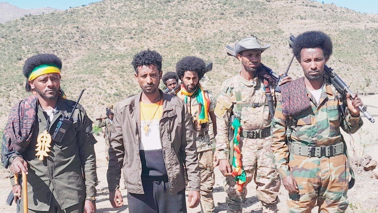 #አማራዬ ድምፃዊ ደሳለኝ አማረ amheraye desalegn amare