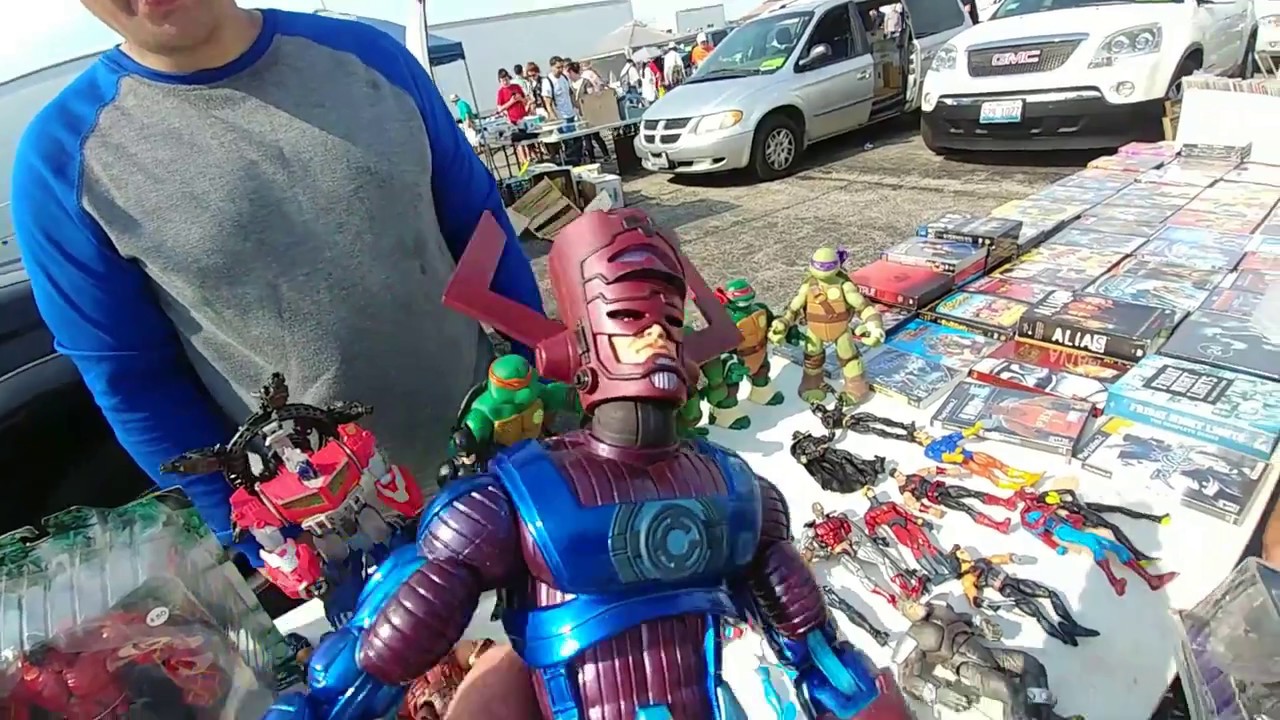 Toybiz Galactus Flea market find! Toy hunting!