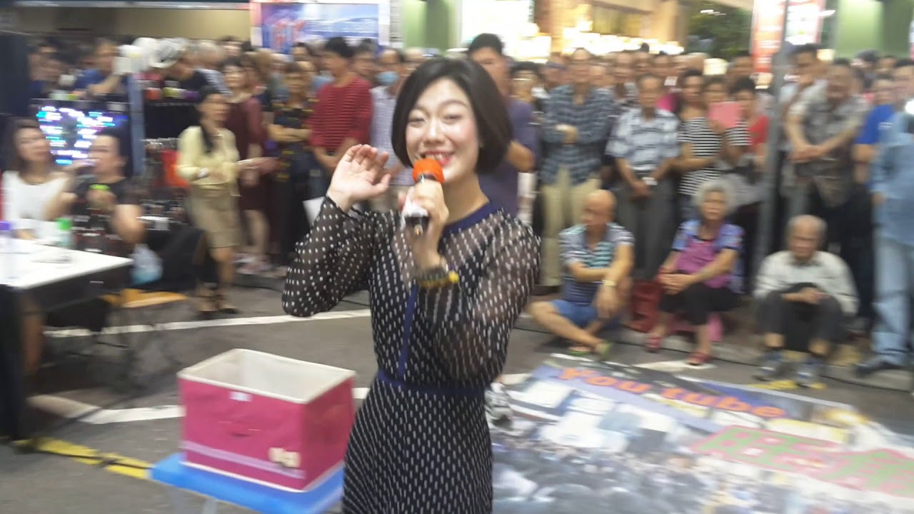 旺角羅文 28/10/2017   你在我心中 + 愛上一個不回家的人 + 高山青 ----  小龙女龙婷 全天后小龍女龍婷迷你演唱會