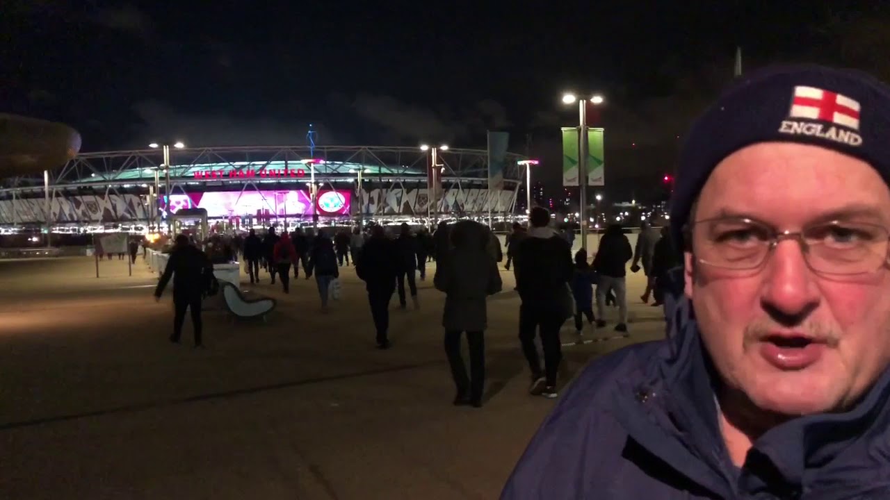 Are West Ham fans still angry with Dimitri Payet?
