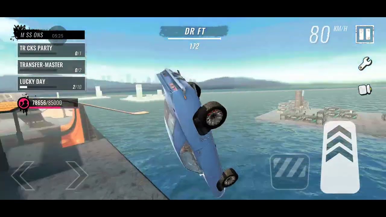 Extreme cars stunt  racerde araba kırmaca 