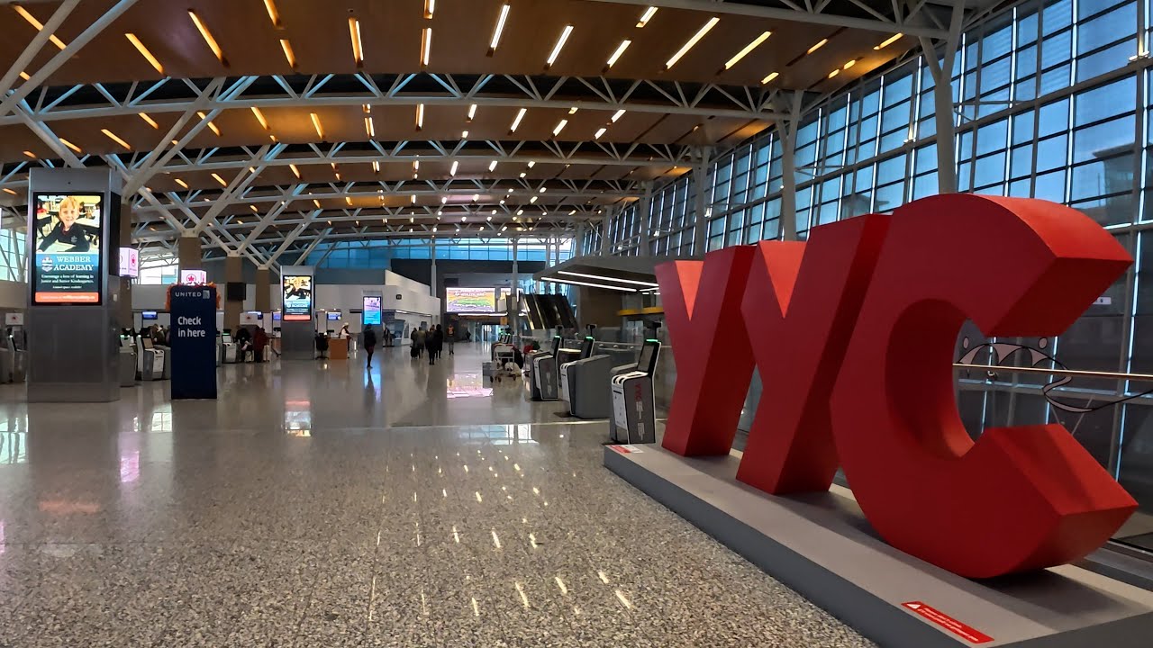 Calgary Int'l Airport (YYC) Walking Tour | Arrival & Departure Area | Calgary AB Canada🇨🇦Oct 21,2025
