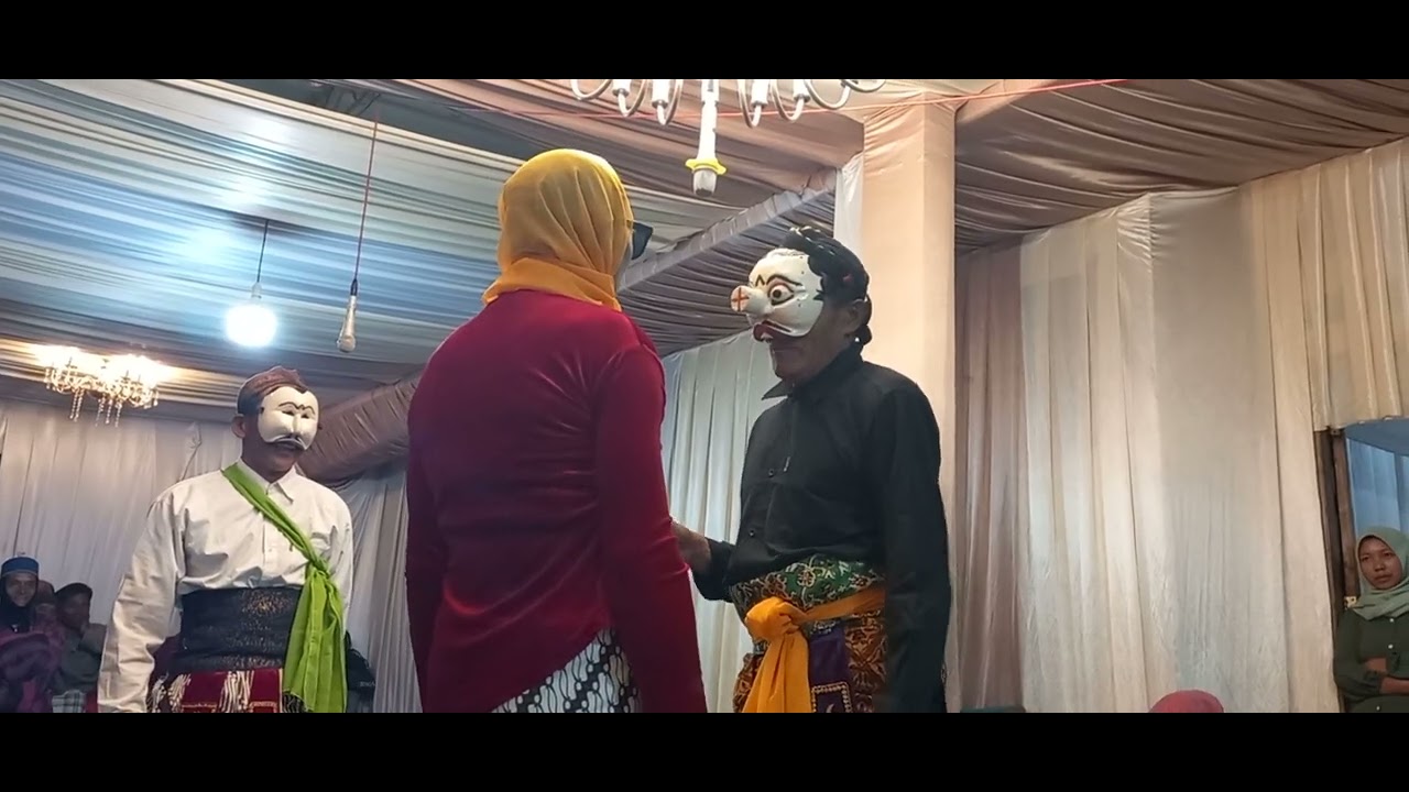 kesenian jadul,, badut/sandul,, Dusun klowoh,Desa kwadungan,