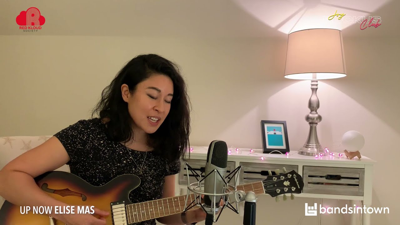 Elise Mas performs at Joy Ruckus Club 1