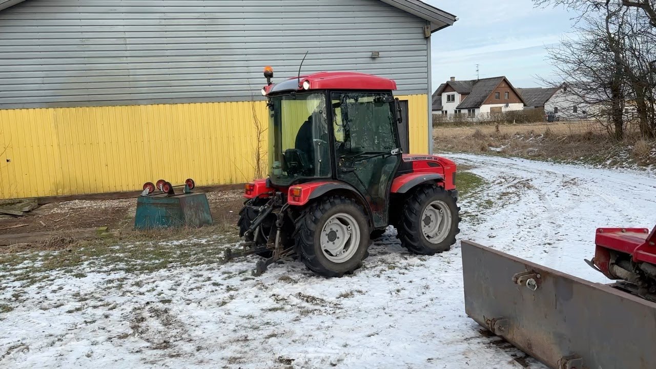 Køb Traktor Valpadana 6575 ISR  vendbar førerplafform  på Klaravik