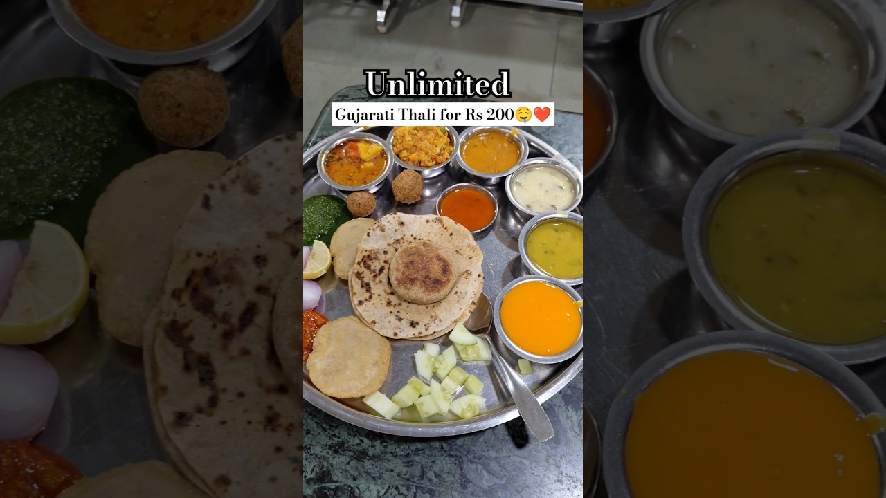 Unlimited Gujarati Thali in Borivali West🍽️ | Pure Veg Must Try #gujaratithali #swadeshbites #shorts