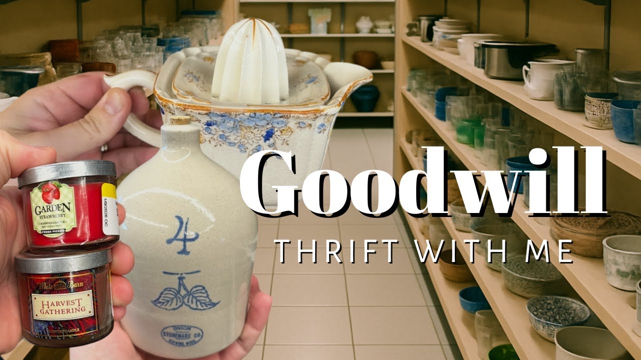 I FOUND DISCONTINUED BATH AND BODY WORKS CANDLES AT GOODWILL!? | OC GOODWILL THRIFT WITH ME