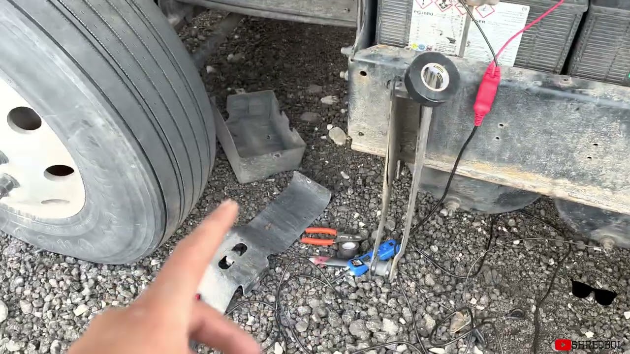 Truck Won’t Run Because Of DPF Problems or DEF Pump Issues | Diesel Diaries #freightliner #diesel