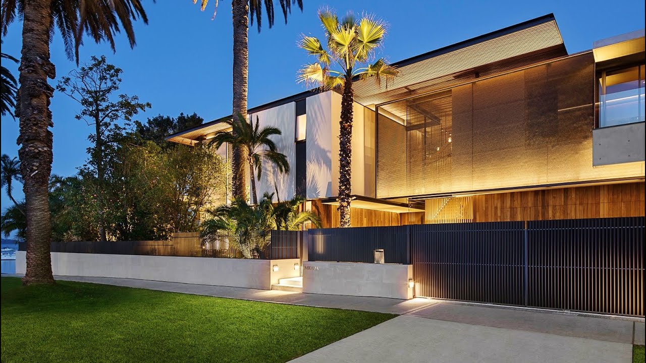 Double Bay Luxury Family Residence in Sydney, Australia (by SAOTA)