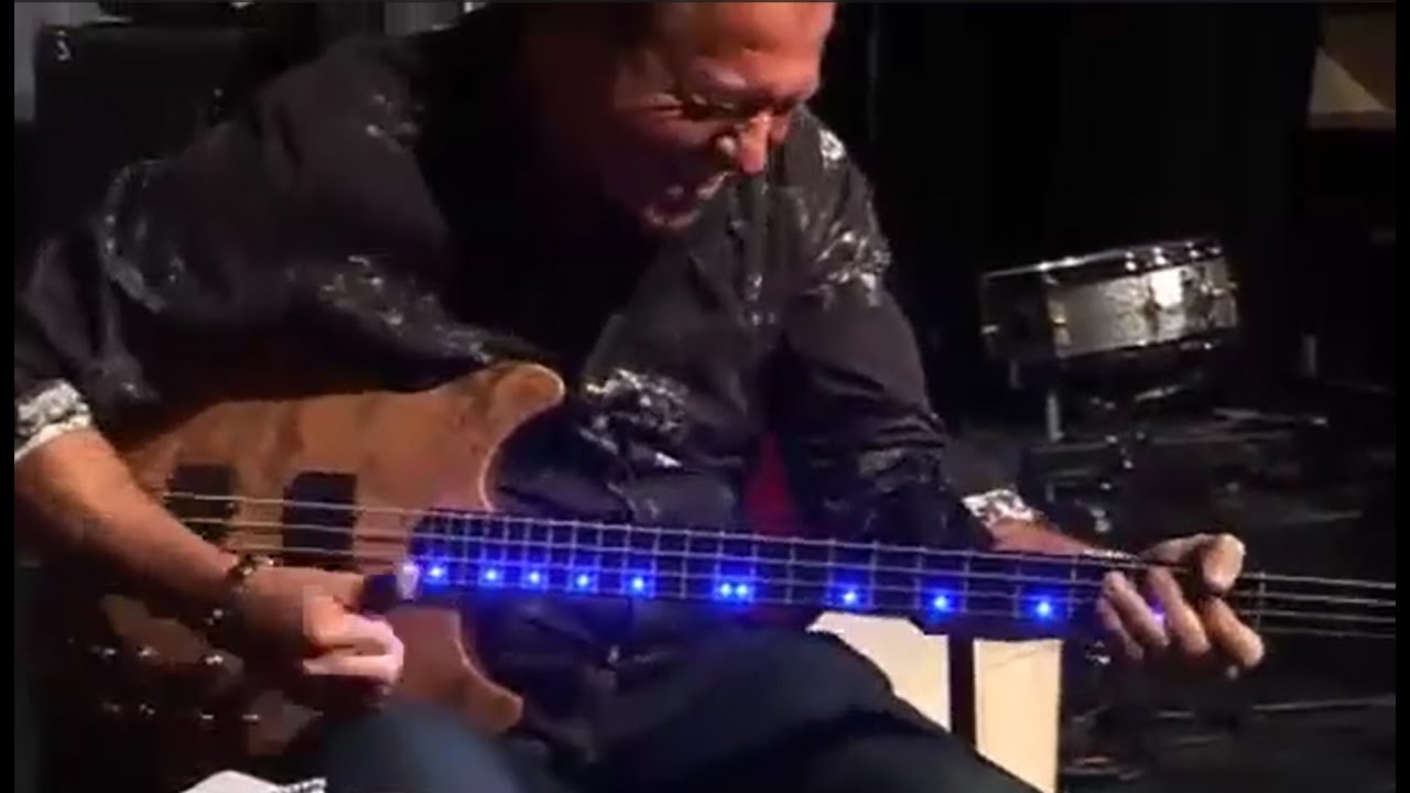 Mark King Interview -Bass playing secrets-